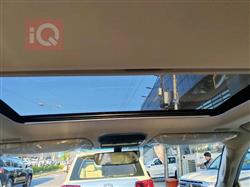 تۆیۆتا لاند کروزەر